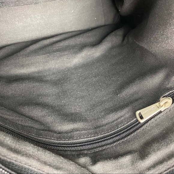 WINN INTERNATIONAL LEATHER TOTE - Picture 7 of 7